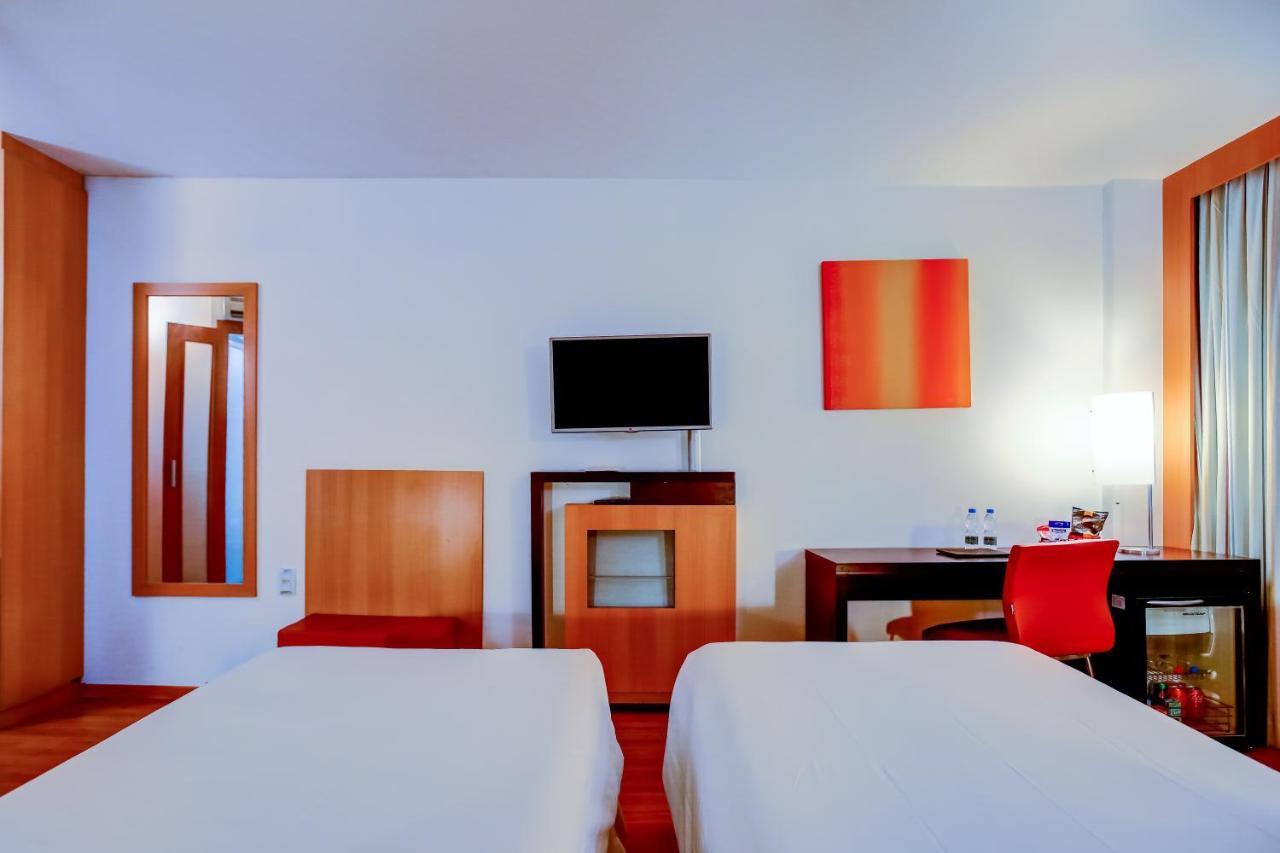 Novotel Rj Santos Dumont Рио-де-Жанейро Экстерьер фото